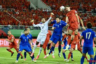 对阵新加坡的比赛，国足球员的基本功到底有多差？